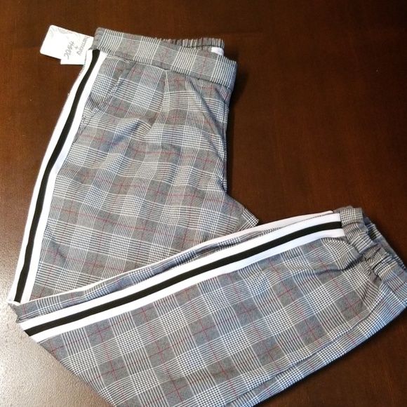 harmony + havoc Pants - 🆕️Plaid pants